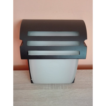 Baštenska zidna lampa 1xE27 WL7401 crna