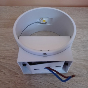 Zidna LED lampa SISAM 8W 4200K bela