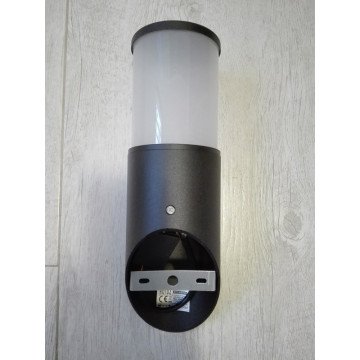 Baštenska zidna lampa KAVAK-1 crna