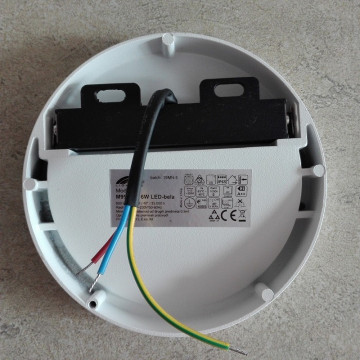 Spoljna nadgradna LED lampa M953015 6W 4000K bela