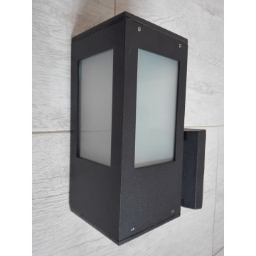 Baštenska zidna lampa KAVAK/SQ-2 crna