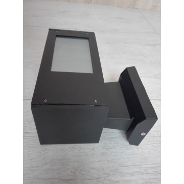 Baštenska zidna lampa KAVAK/SQ-2 crna