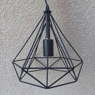 Visilica vintage BRISK-3 metalna crna