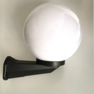 Baštenska zidna lampa kugla opal bela