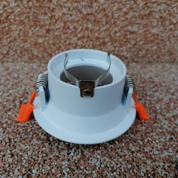 Rozetna M206172 aluminijum bela