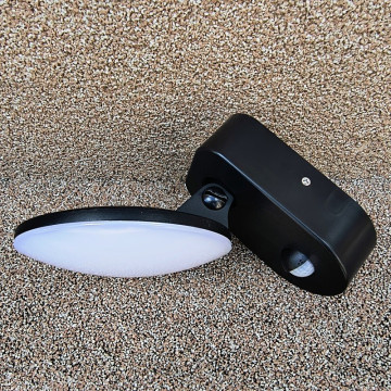 Baštenska zidna LED lampa sa IR senzorom pokreta M272-94-S 15W 6000K IP65 crna