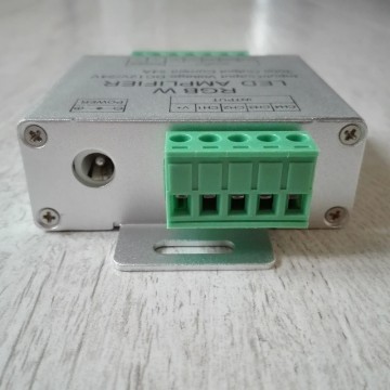 Pojačivač signala za RGB+W LED trake 24A 12/24V V-TAC