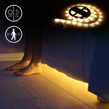 LED traka za krevet sa senzorom 2x1,2m SET