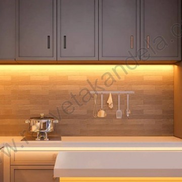 Aluminijumski nadgradni profil M506 2000 x14,4 x 8,8 mm