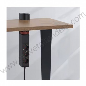 Produžni kabl  1.5m 3 mesta + USB