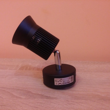 Zglobna nadgradna spot LED lampa BEYRUT sa integrisanim LED čipom