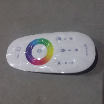 RF RGB+W TOUCH kontroler Optonica AC6329